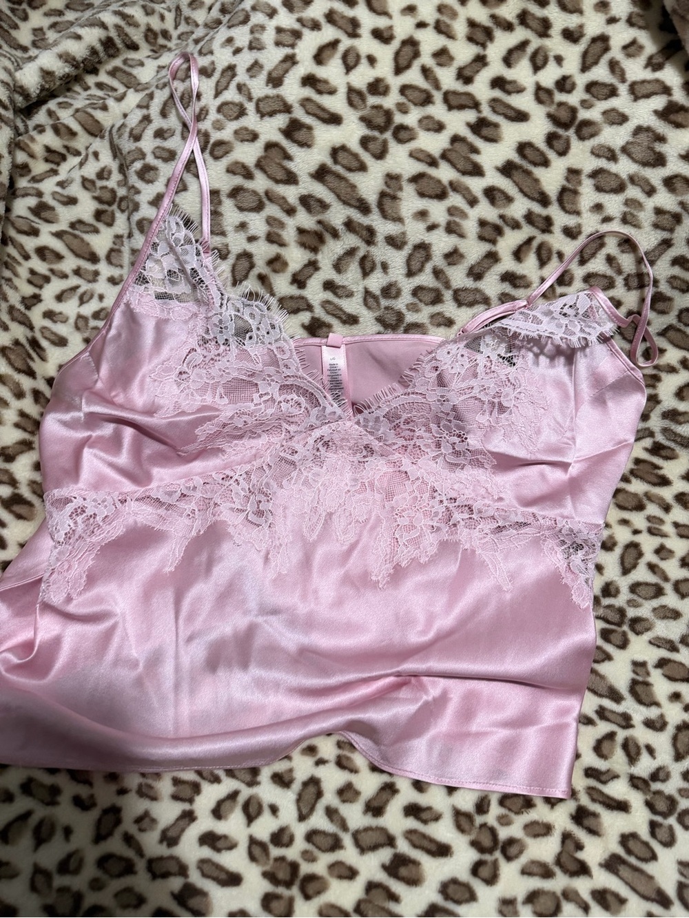 SKIMS Pink Silk Lace Top - Picture 1 of 6